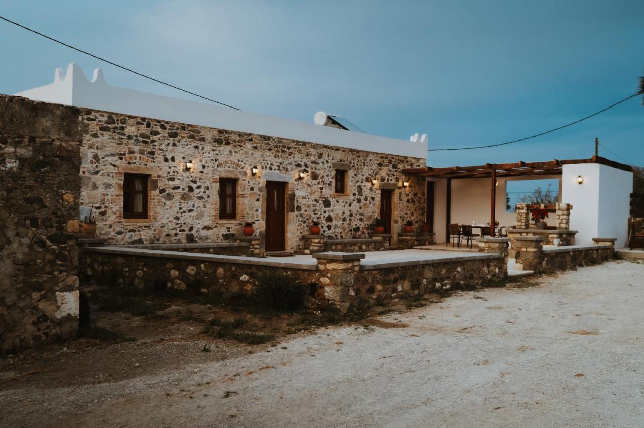 Paradisi Stone House คอสทาวน์ ภายนอก รูปภาพ