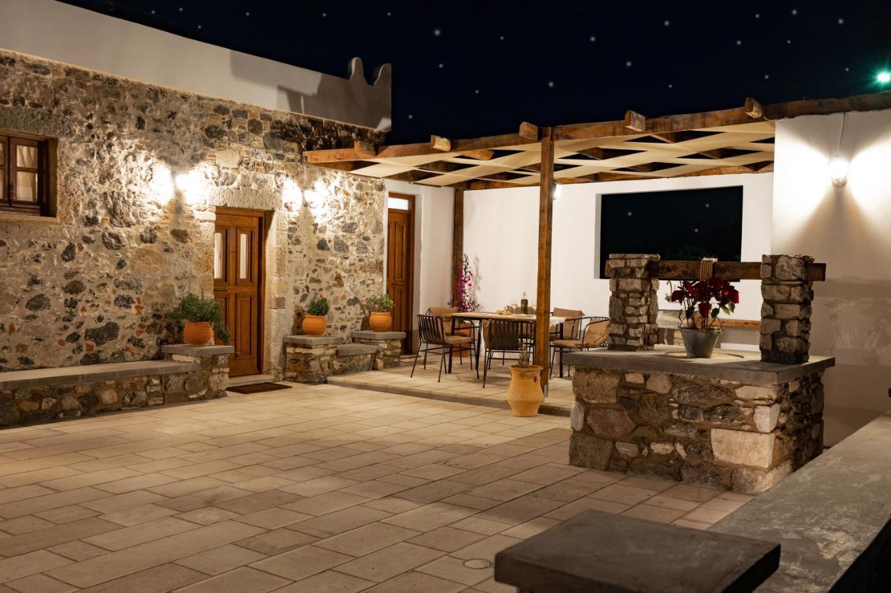 Paradisi Stone House คอสทาวน์ ภายนอก รูปภาพ