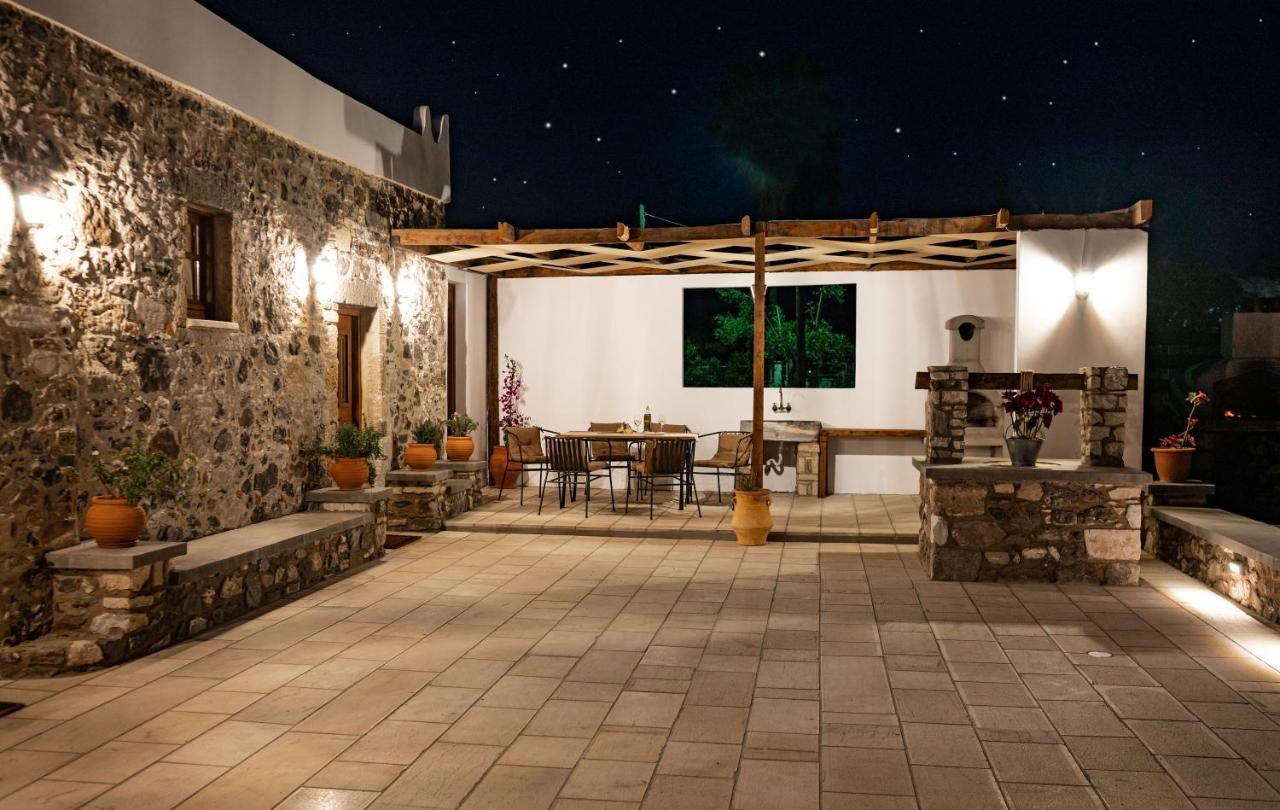 Paradisi Stone House คอสทาวน์ ภายนอก รูปภาพ