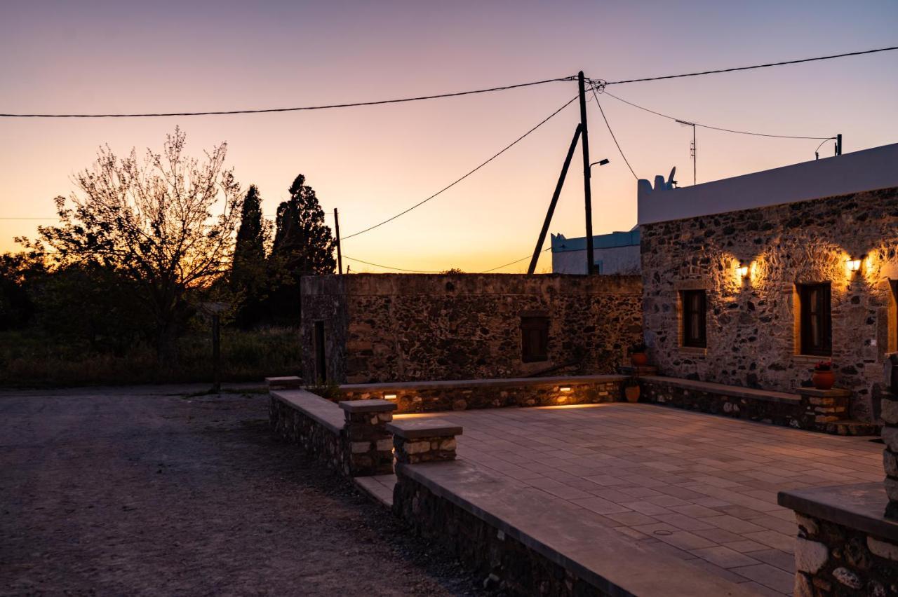Paradisi Stone House คอสทาวน์ ภายนอก รูปภาพ