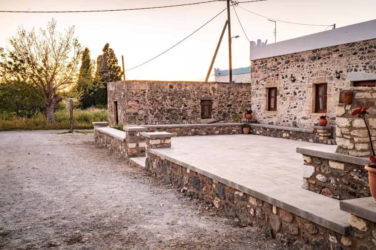 Paradisi Stone House คอสทาวน์ ภายนอก รูปภาพ