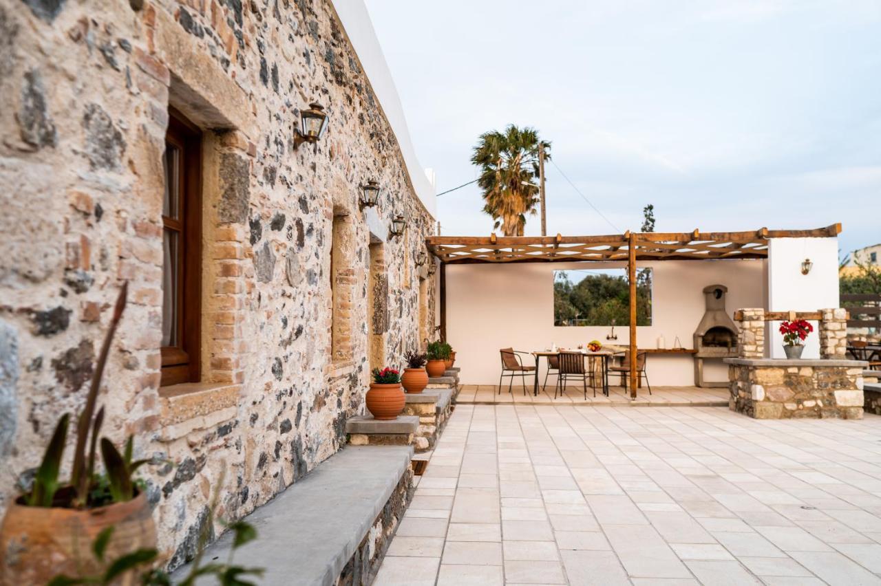 Paradisi Stone House คอสทาวน์ ภายนอก รูปภาพ